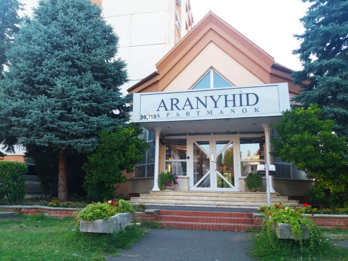 Vizparti Sas Apartman Сиофок Екстериор снимка